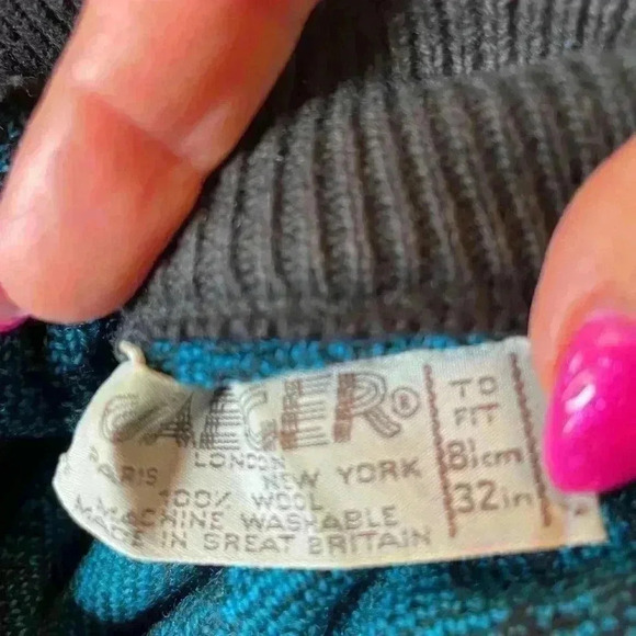 Vintage Jaeger Women's 80's Sweater - Picture 5 of 13